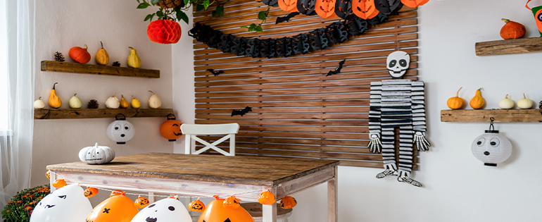 Halloween party decorations