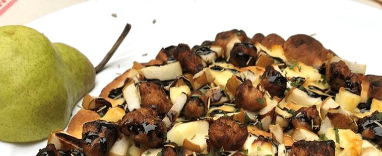 Pear and Sausage Pizza
